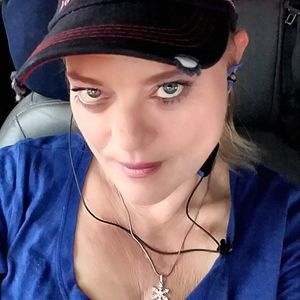 Meet your Posher, Deborah